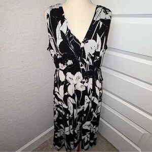 Taylor Floral Print Sleeveless Maxi Dress